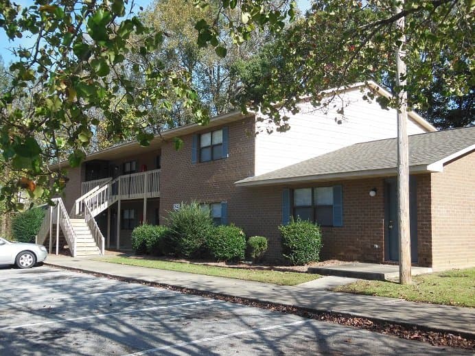 Greenville Apartment: 2651 Macgregor Downs Rd.