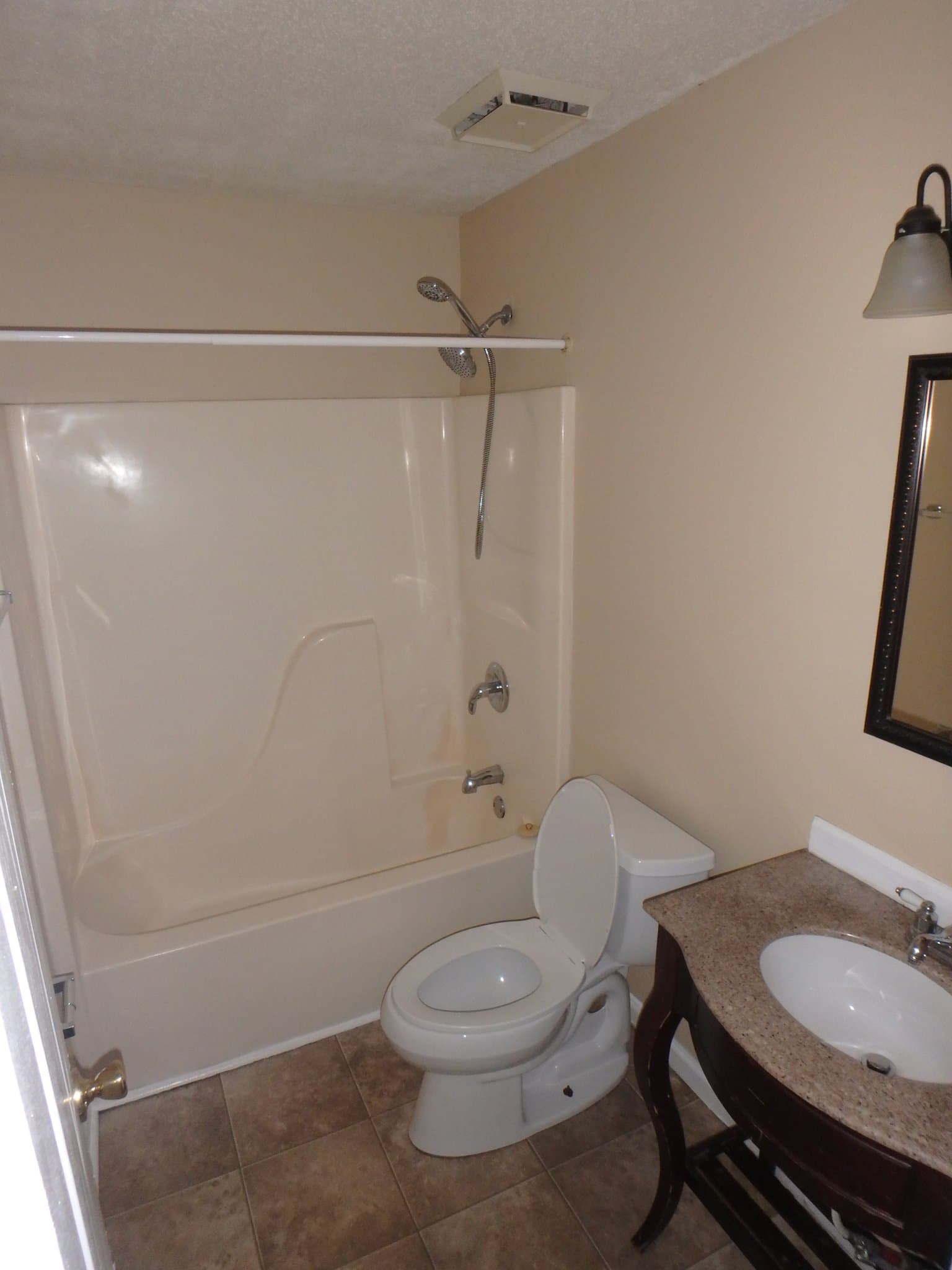 winterville Apartment: 704 Patton CIrcle Dr.