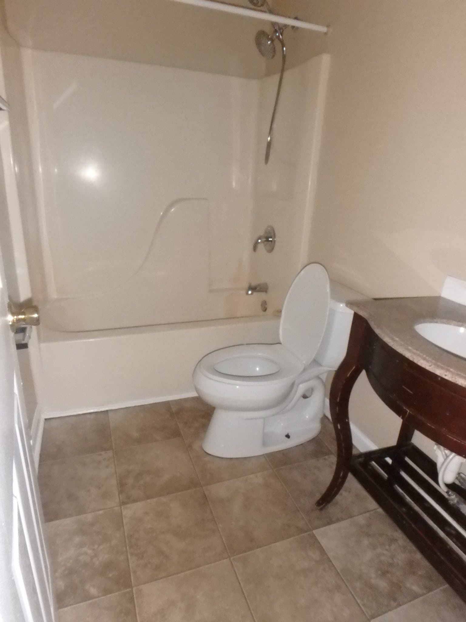 winterville Apartment: 704 Patton CIrcle Dr.