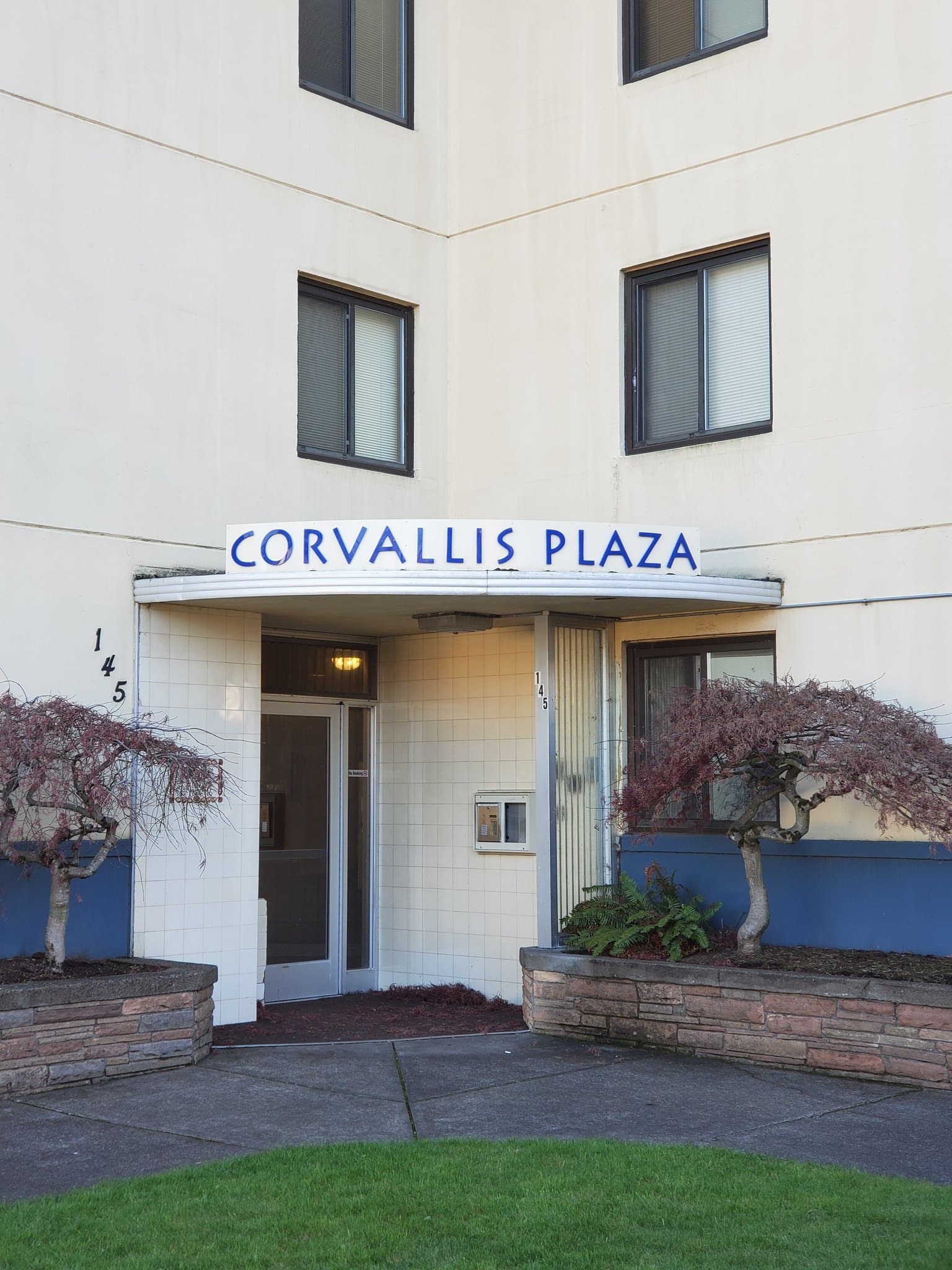 Corvallis Apartment: 145 NW 16th St