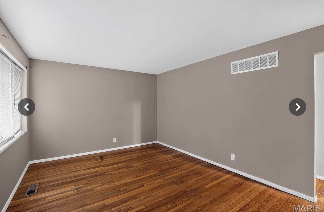 Saint Louis House: 7744 Ellington Dr