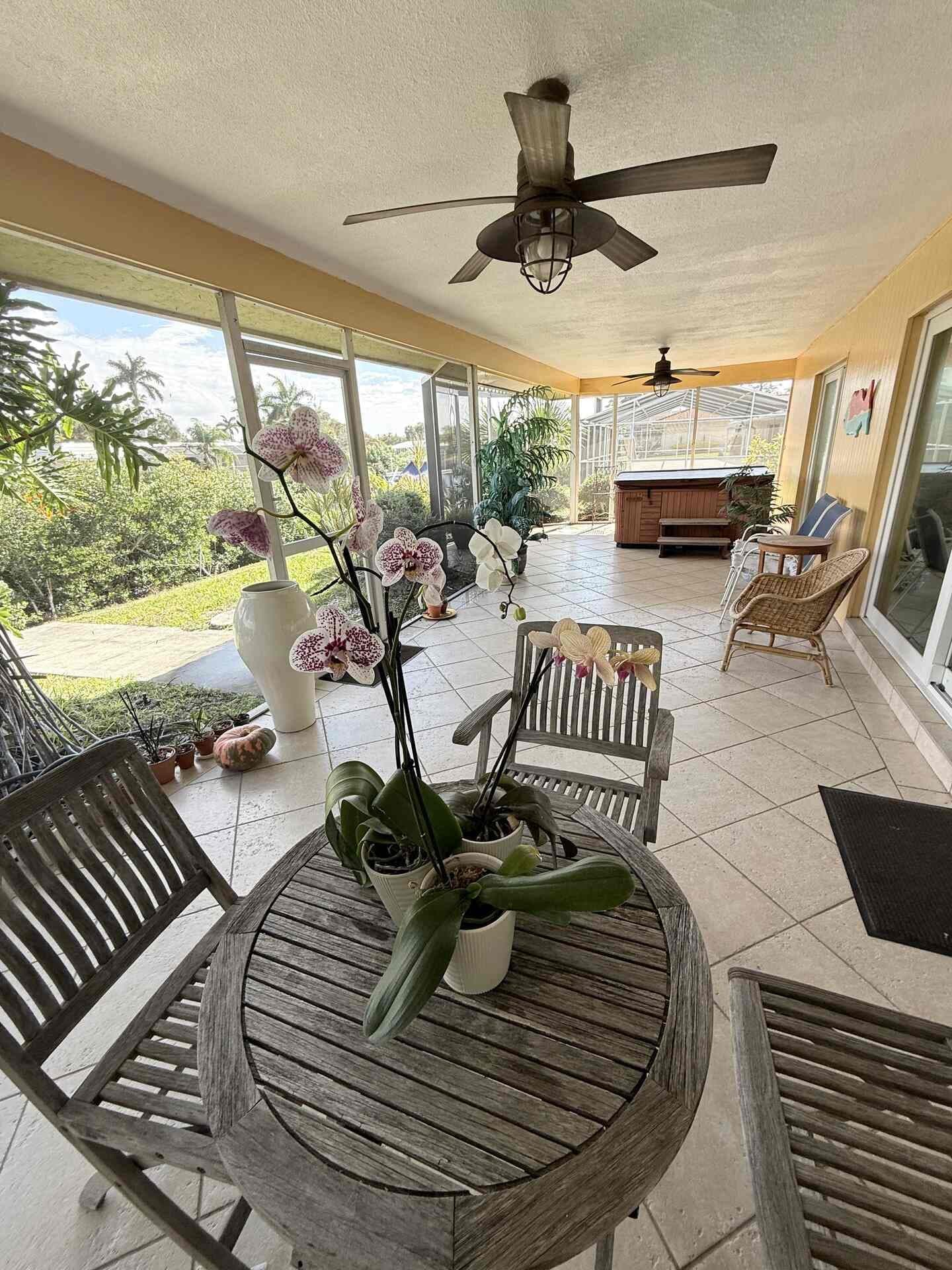 Nokomis House: 424 Bellini Circle