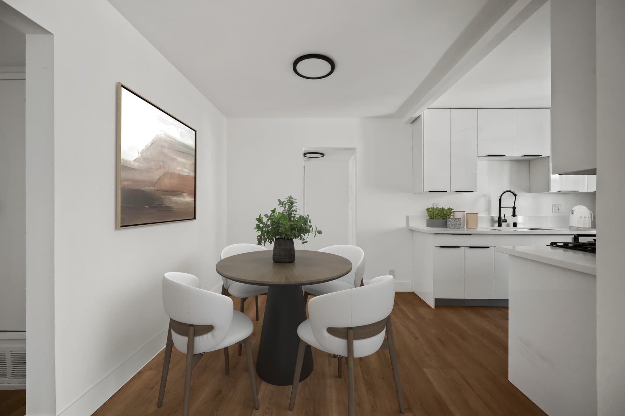 Los Angeles Apartment: 2034 s Garth Avenue
