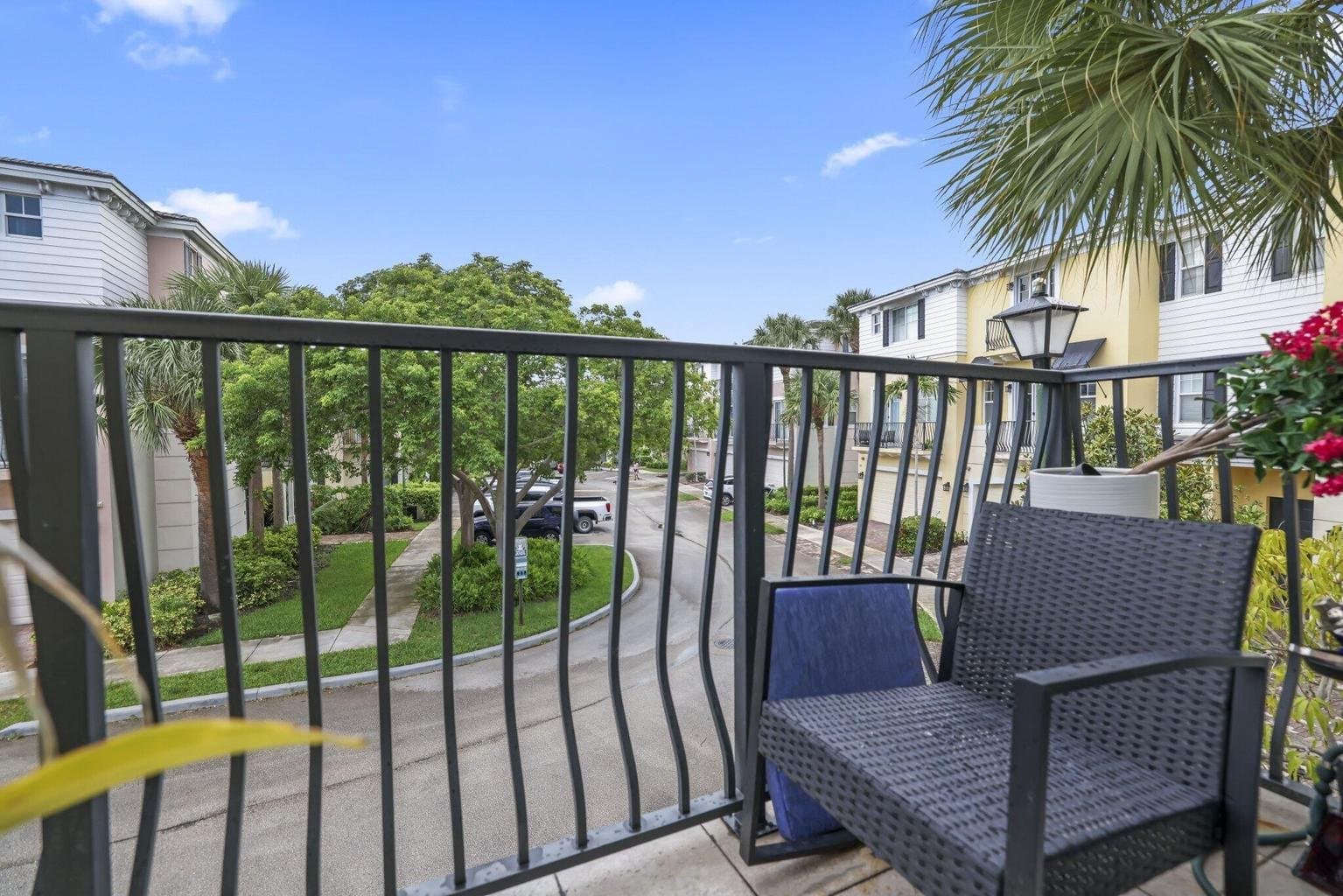Boca Raton Townhome: 616 NW 38th Circle