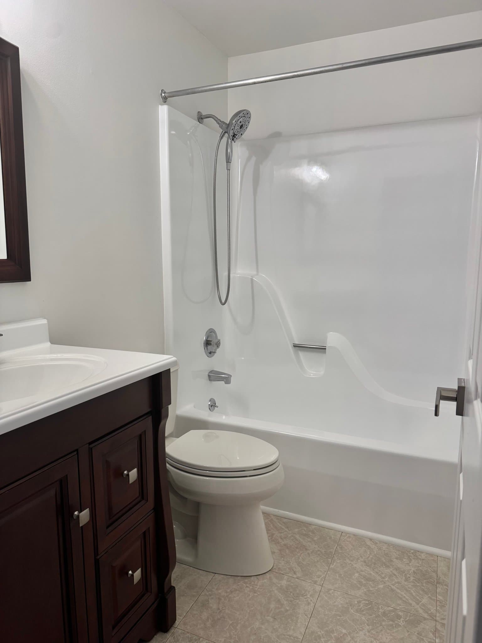 Severn House: 7420 Merrimusic Cir