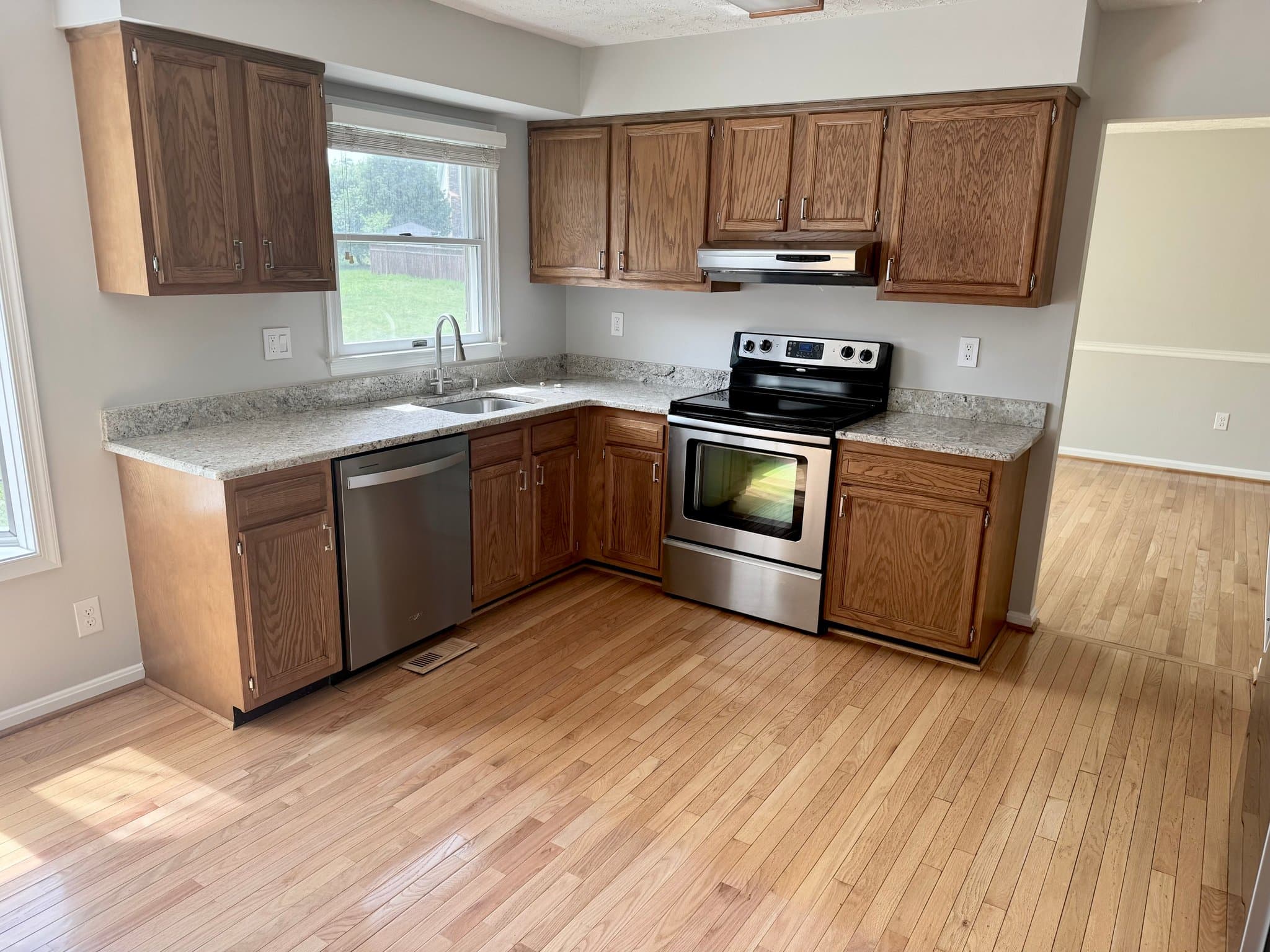 Severn House: 7420 Merrimusic Cir