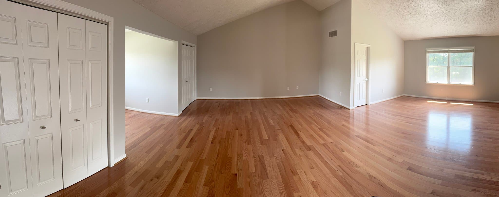 Severn House: 7420 Merrimusic Cir