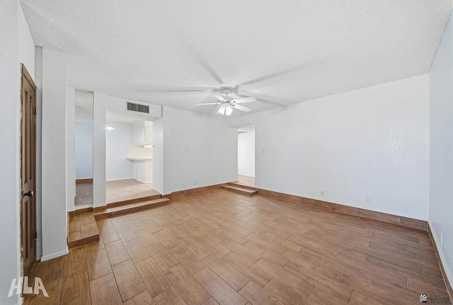 Yuma Townhome: 2240 S Elks Ln