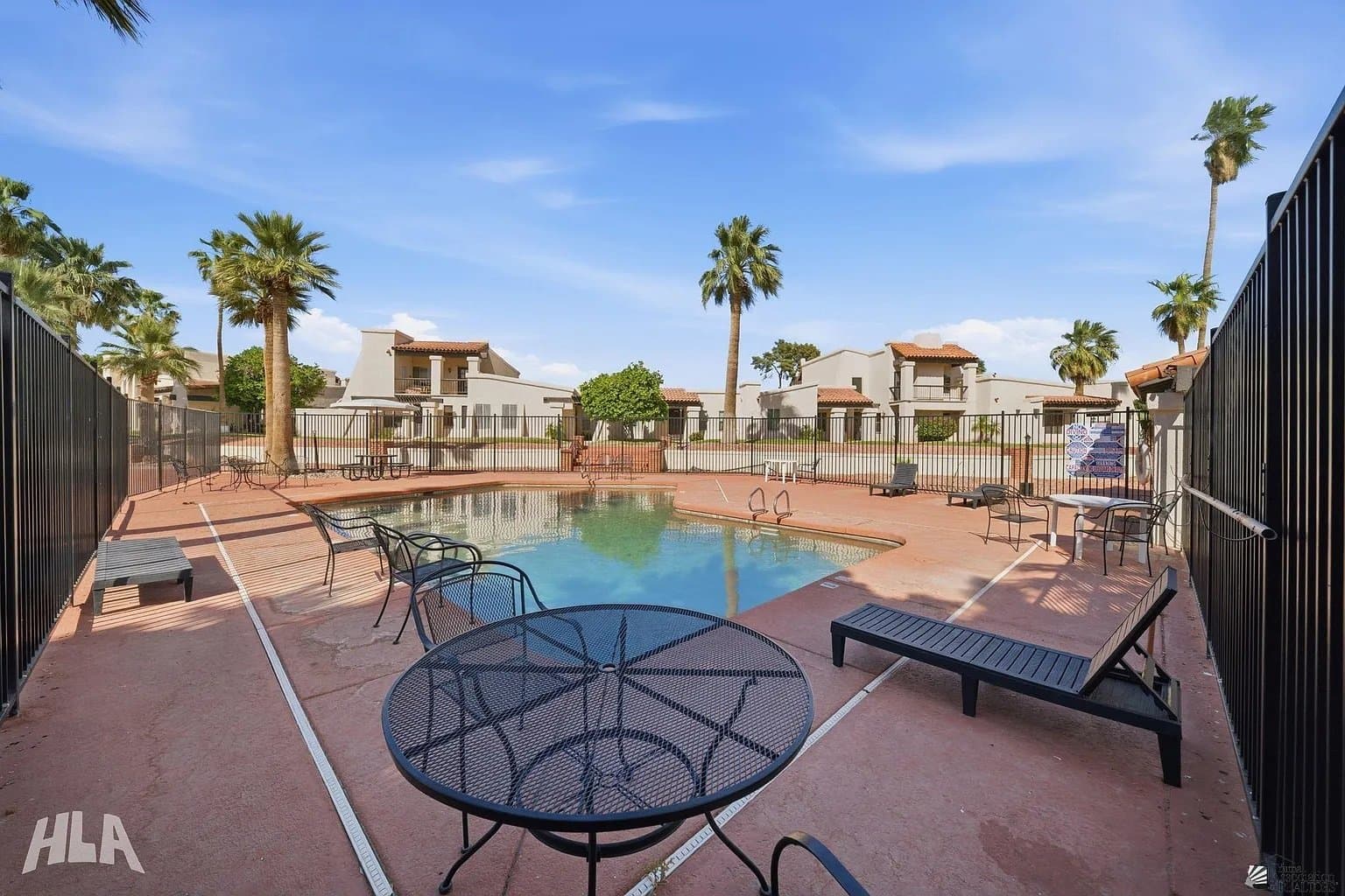 Yuma Townhome: 2240 S Elks Ln