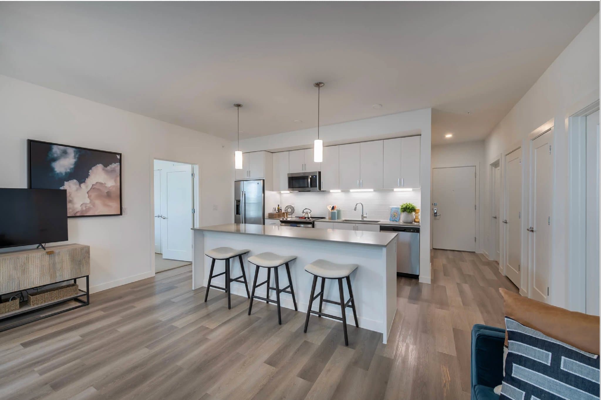 Grand Prairie Apartment: 2105 S. Forum Drive Grand Prairie, TX 75052