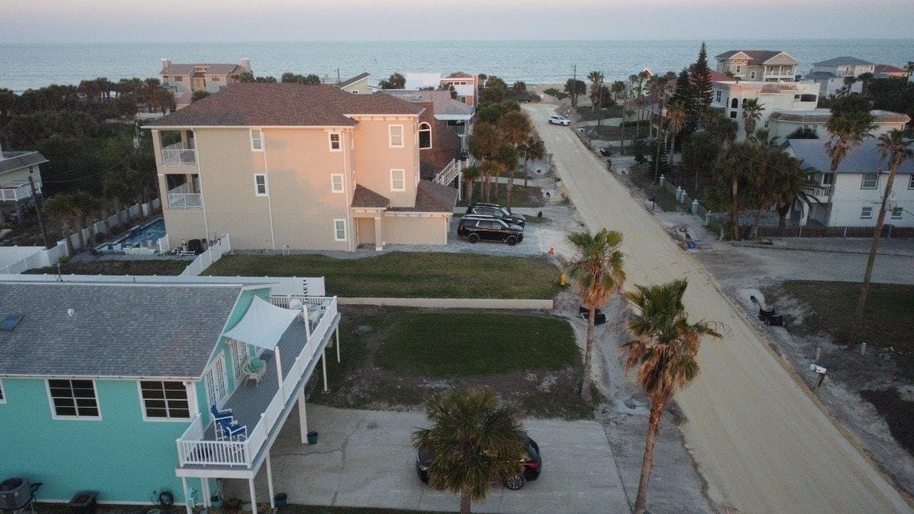 Palm Coast House: 49 Ocean St
