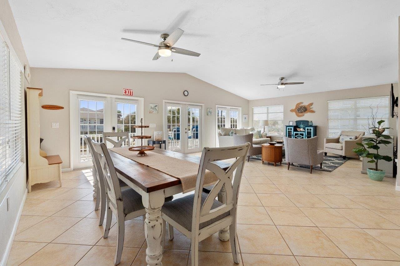 Palm Coast House: 49 Ocean St