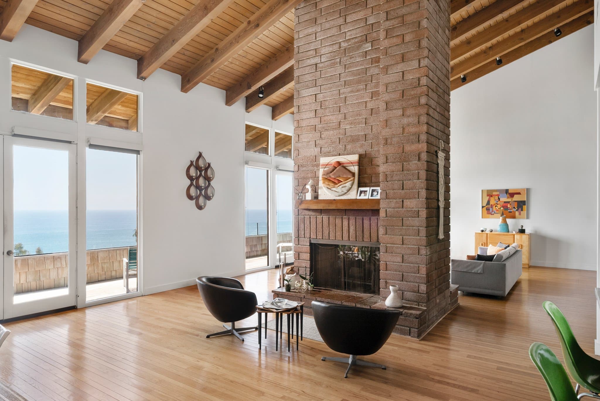 Laguna Beach Single Room: 31271 Holly Dr