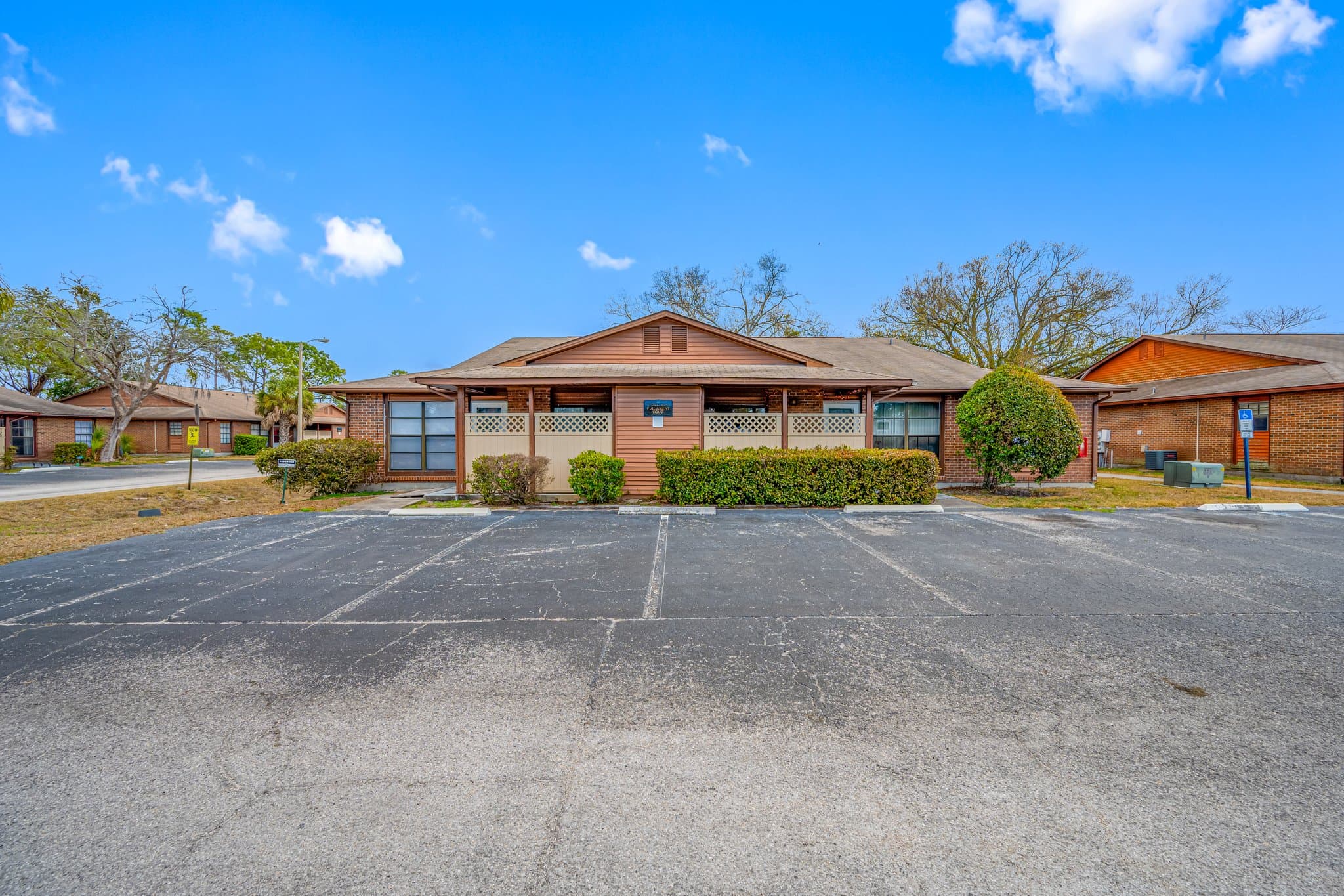 Port Richey Multiplex: 10723 Buckingham Court