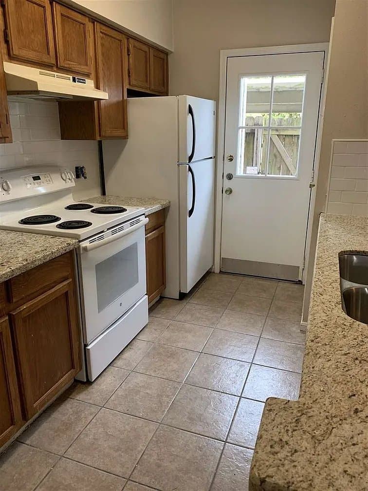 Beaumont Townhome: 1620 Wellington Place