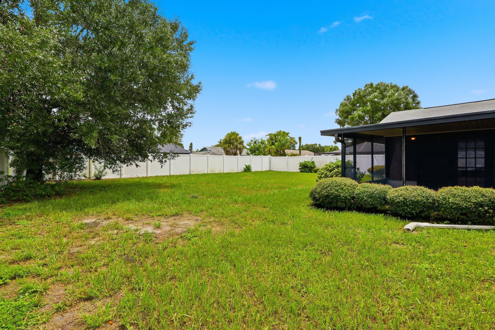 Tampa House: 14505 Farm Hills PL