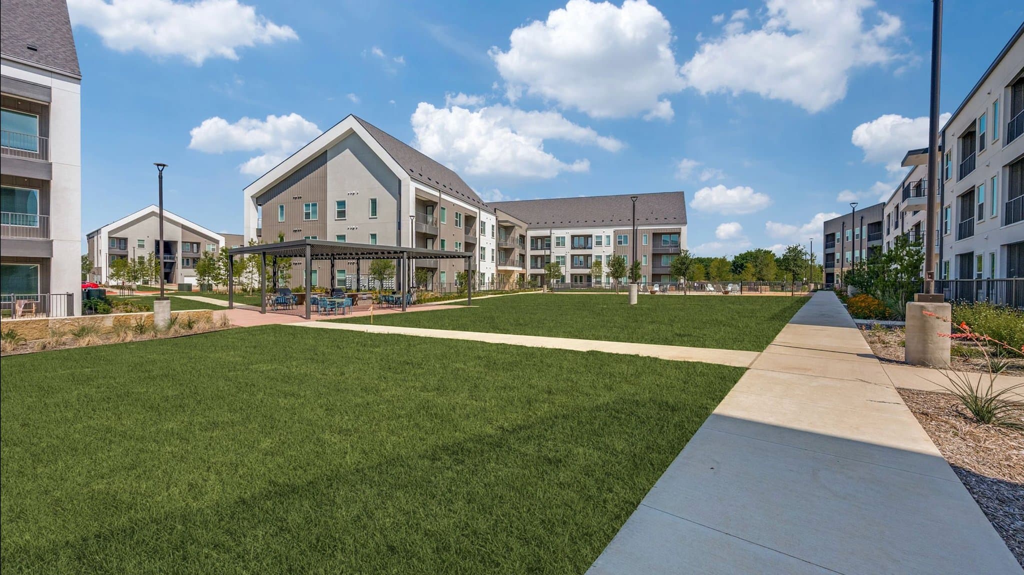 Fort Worth Apartment: 8153 Beaver Dam St.