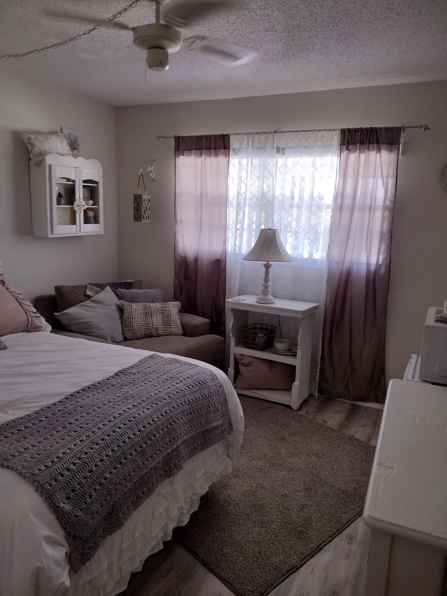 St Petersburg Apartment: 9795 122nd Ln