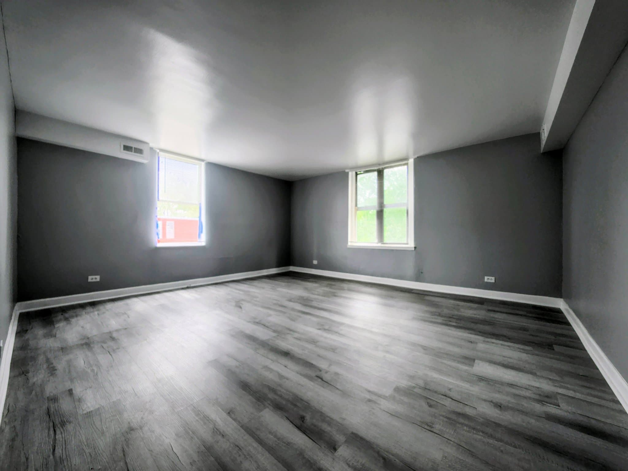 Chicago Apartment: 1850 S Karlov Ave