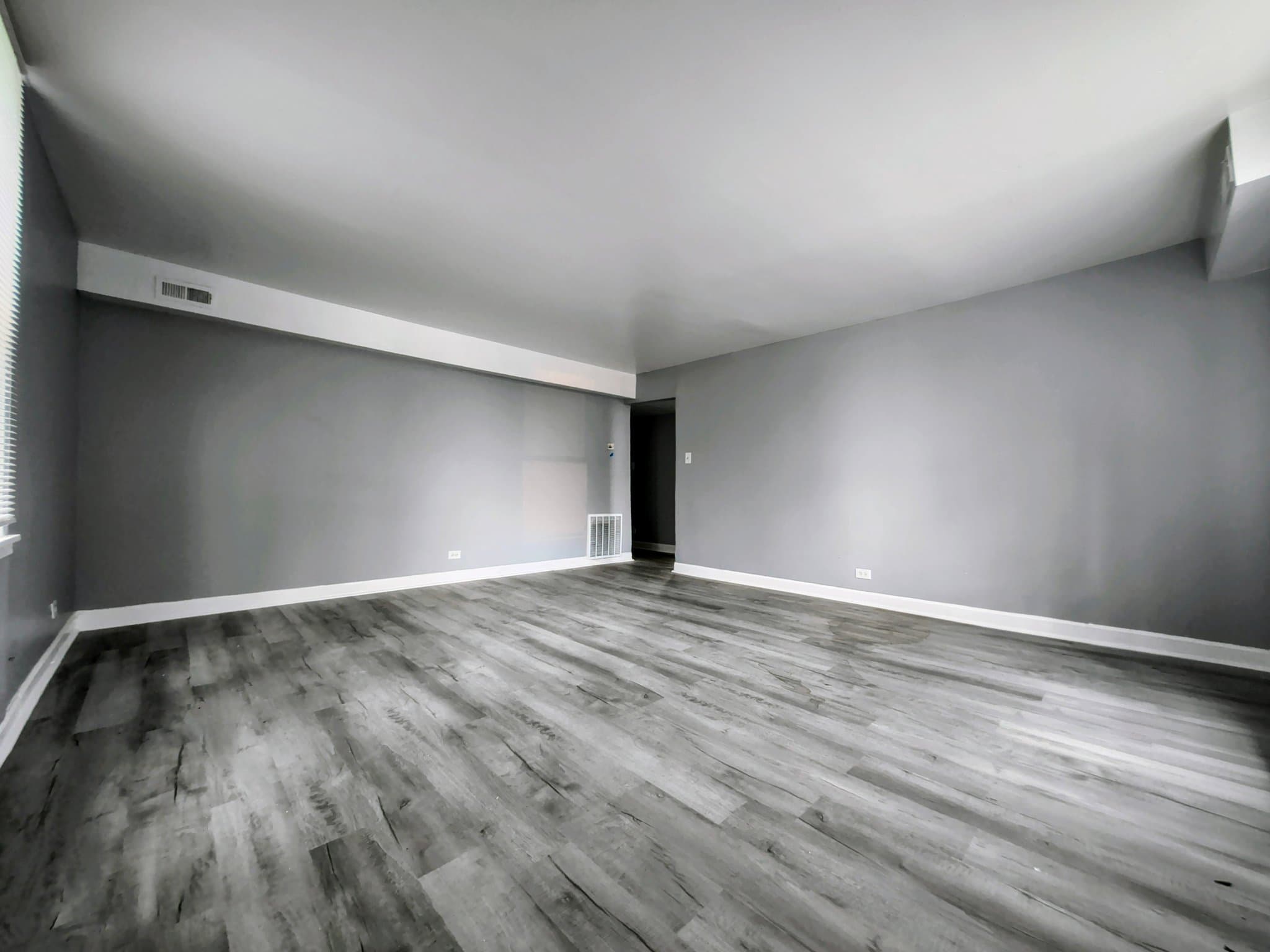 Chicago Apartment: 1850 S Karlov Ave