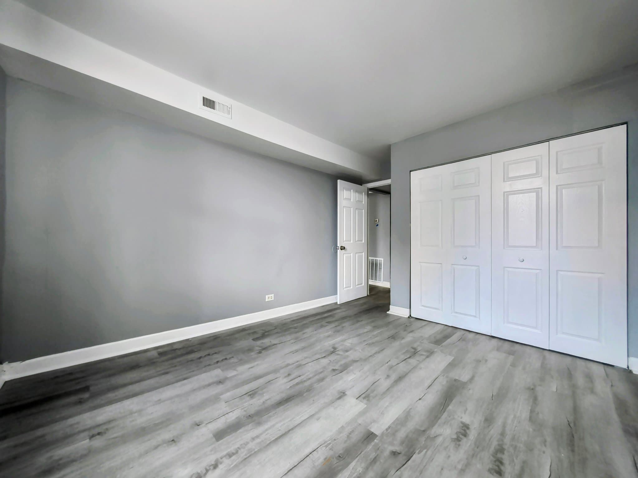 Chicago Apartment: 1850 S Karlov Ave