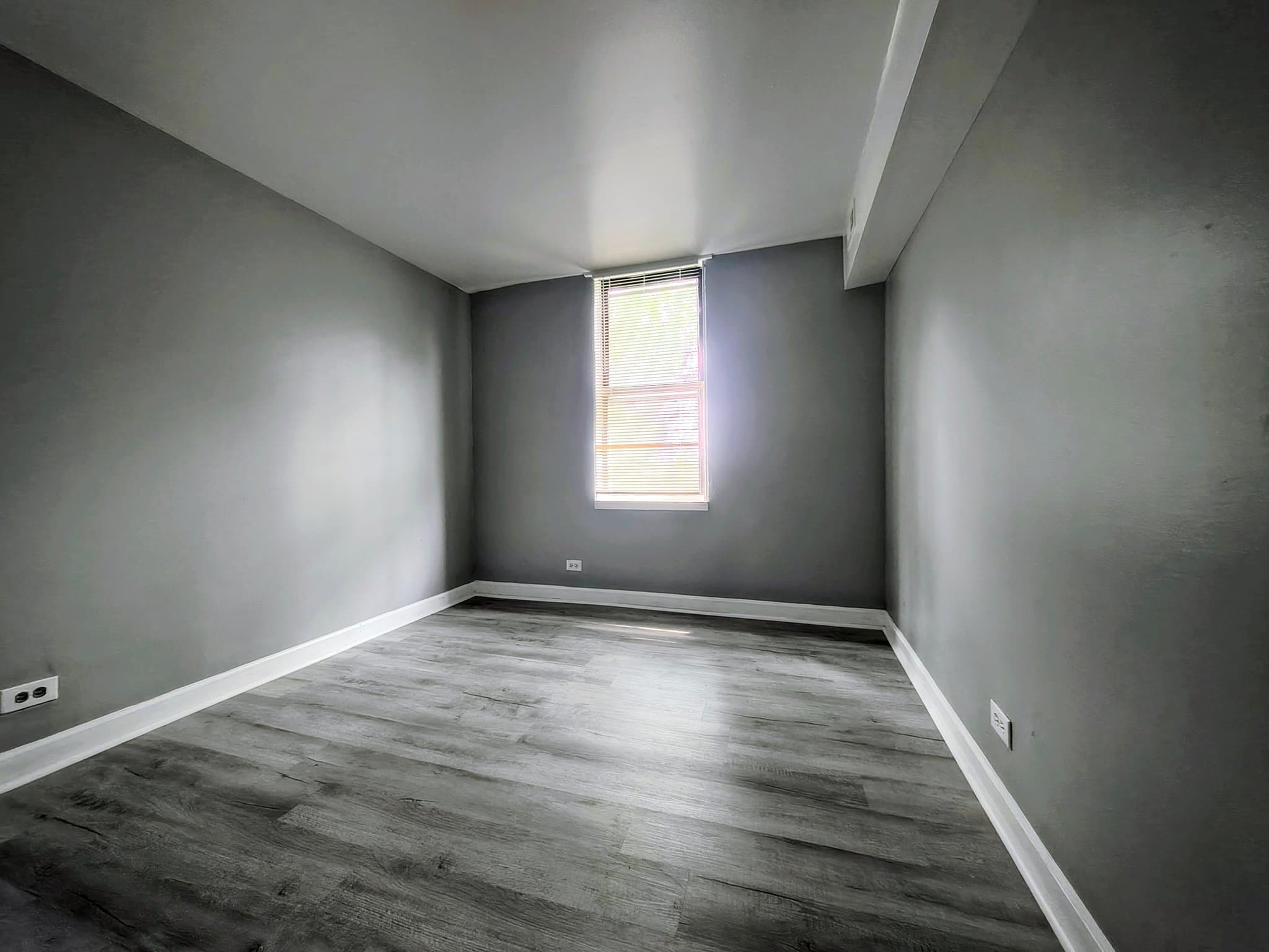 Chicago Apartment: 1850 S Karlov Ave