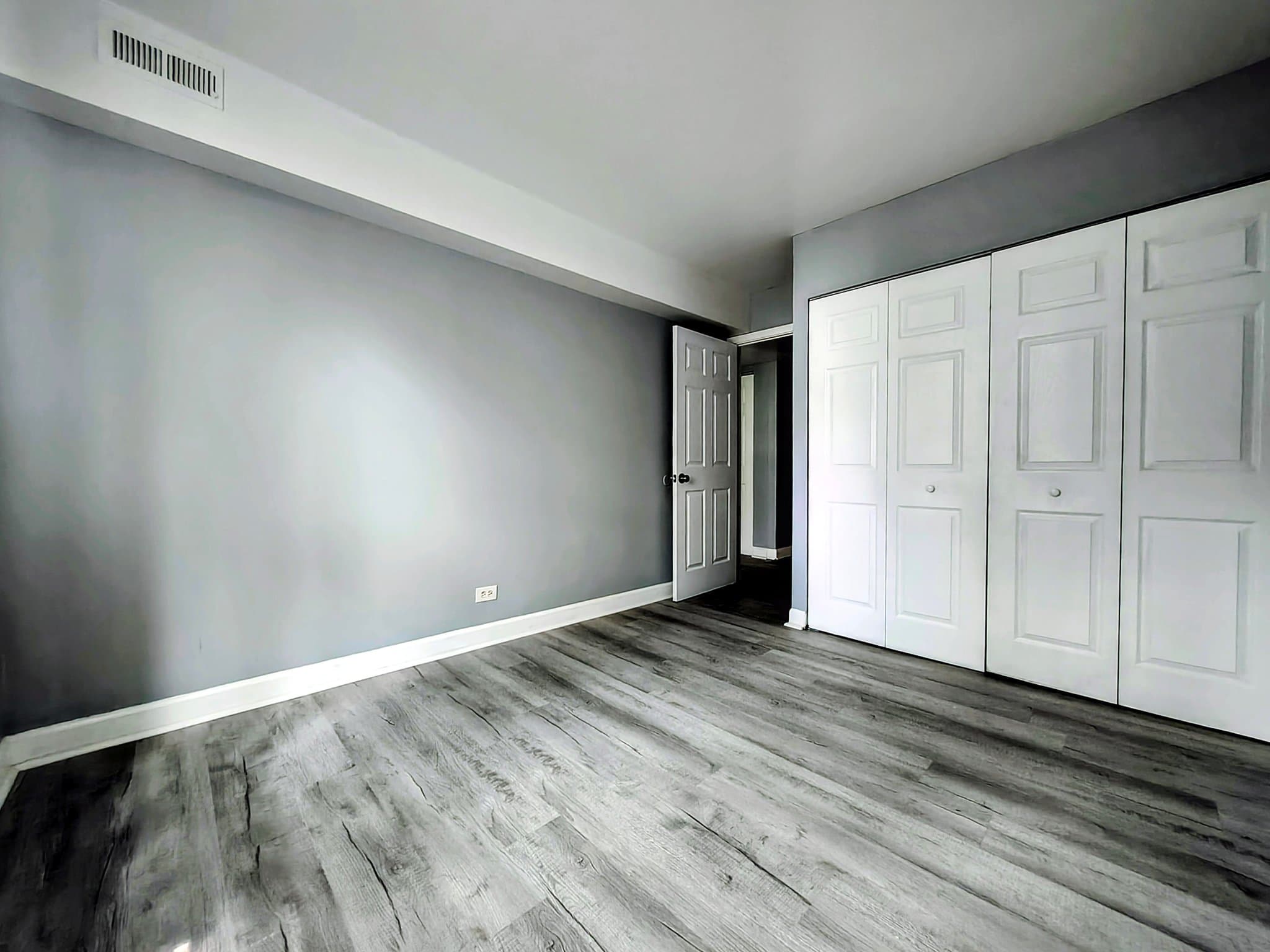 Chicago Apartment: 1850 S Karlov Ave