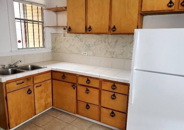 San Francisco Apartment: 10 College Avenue