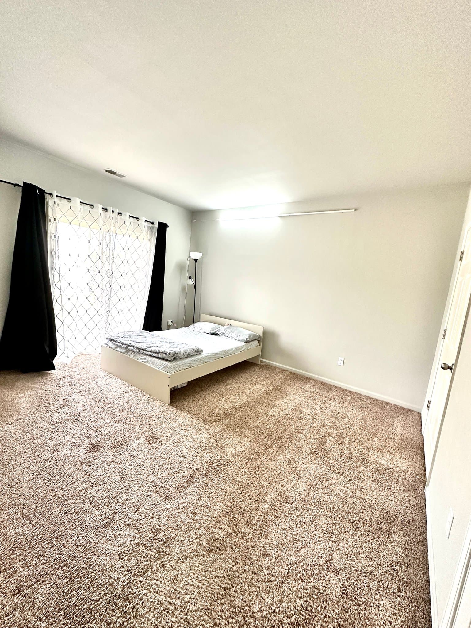 Sterling Heights Condo: 13140 Canopy Dr