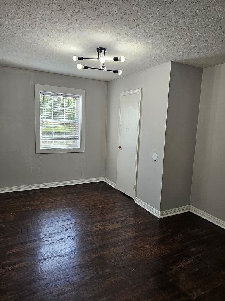 Oliver Springs Condo: 155 Midway Dr
