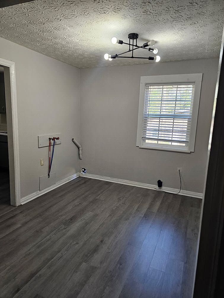 Oliver Springs Condo: 155 Midway Dr