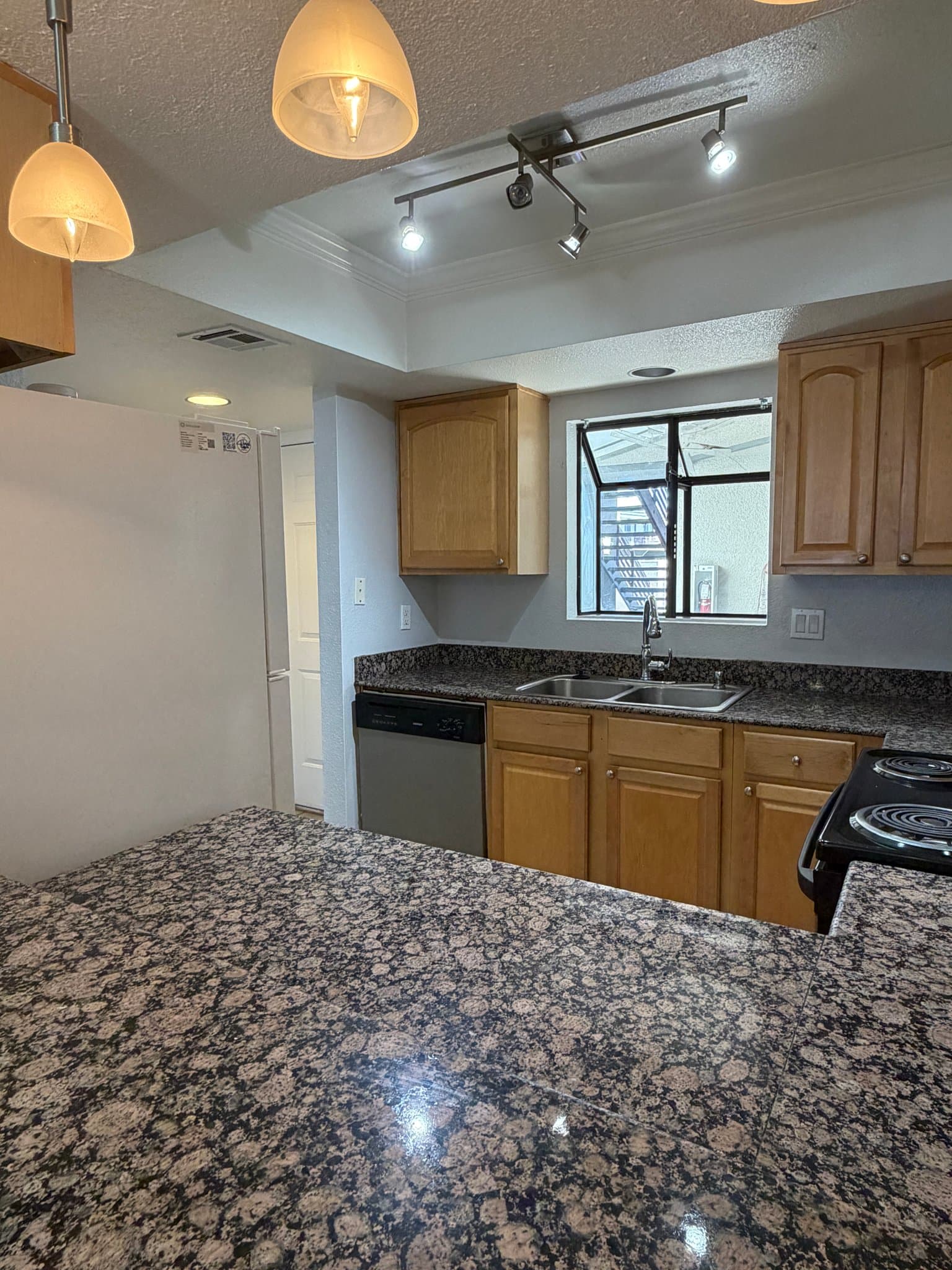 phoenix Condo: 3434 W Danbury Dr