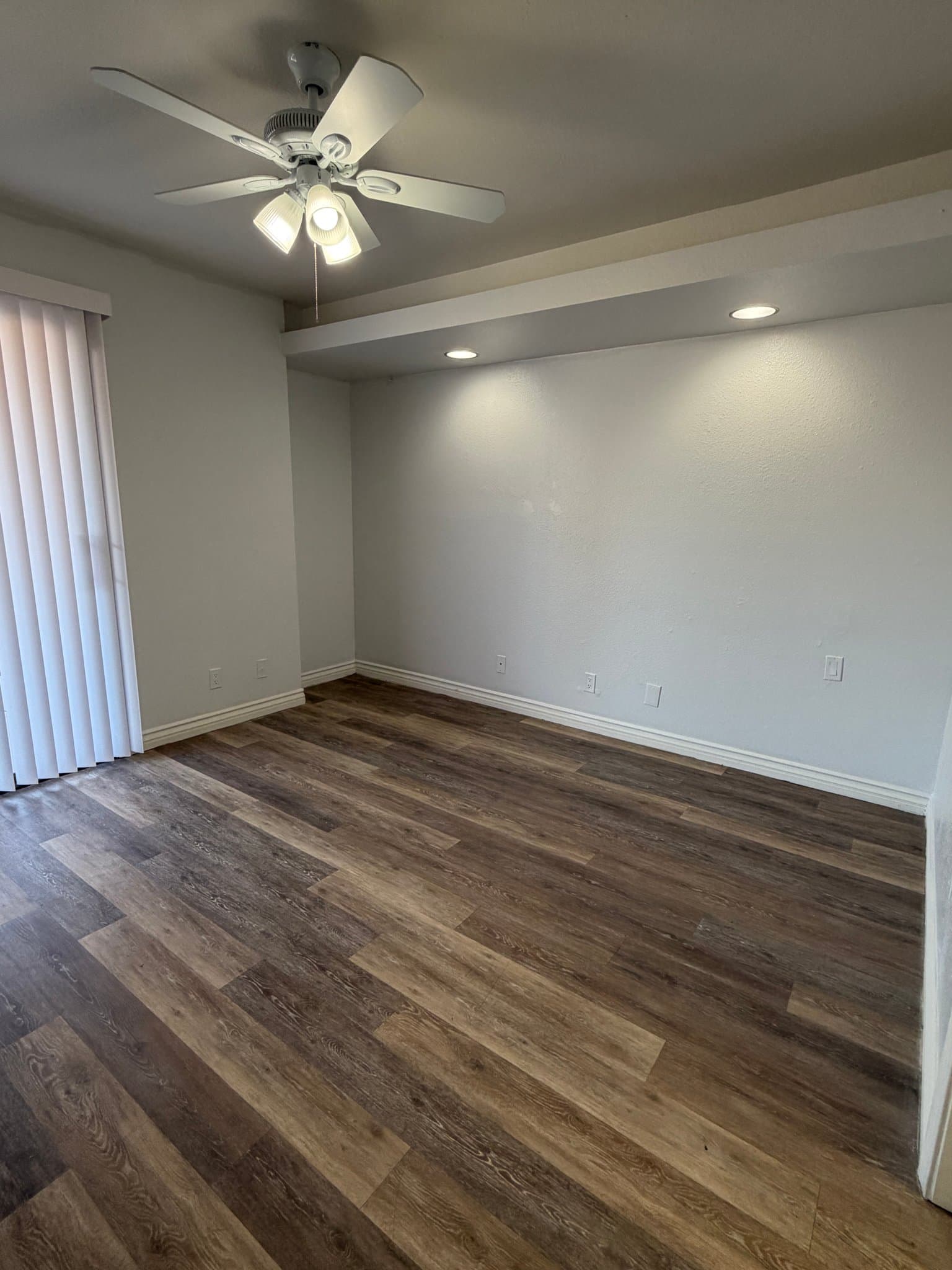 phoenix Condo: 3434 W Danbury Dr