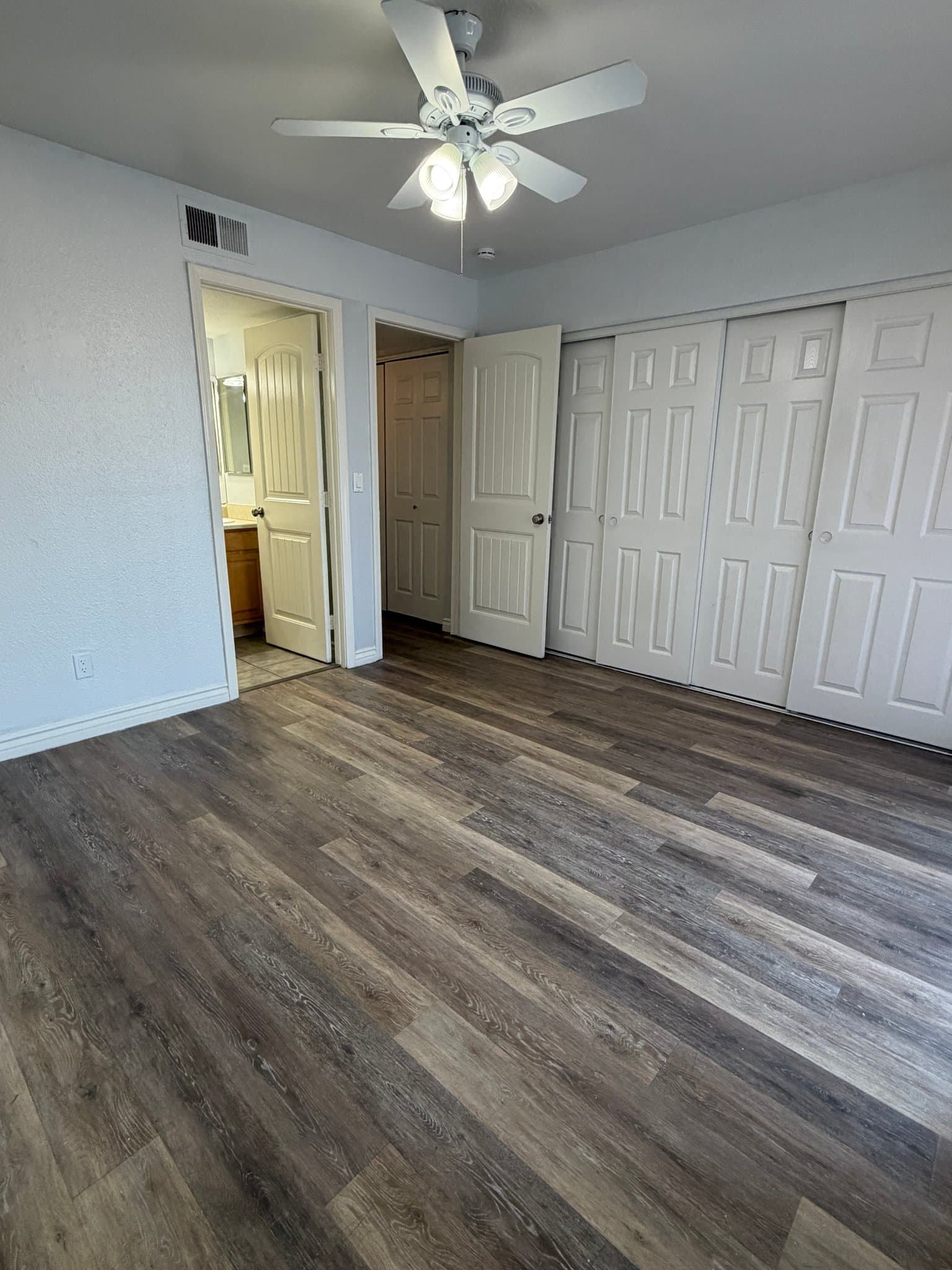 phoenix Condo: 3434 W Danbury Dr