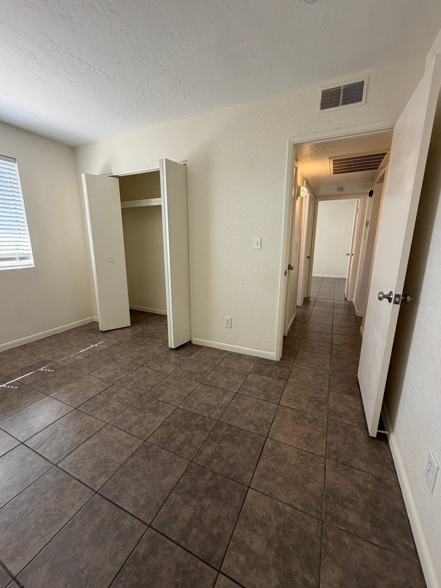 phoenix Multiplex: 1420 E Brown St