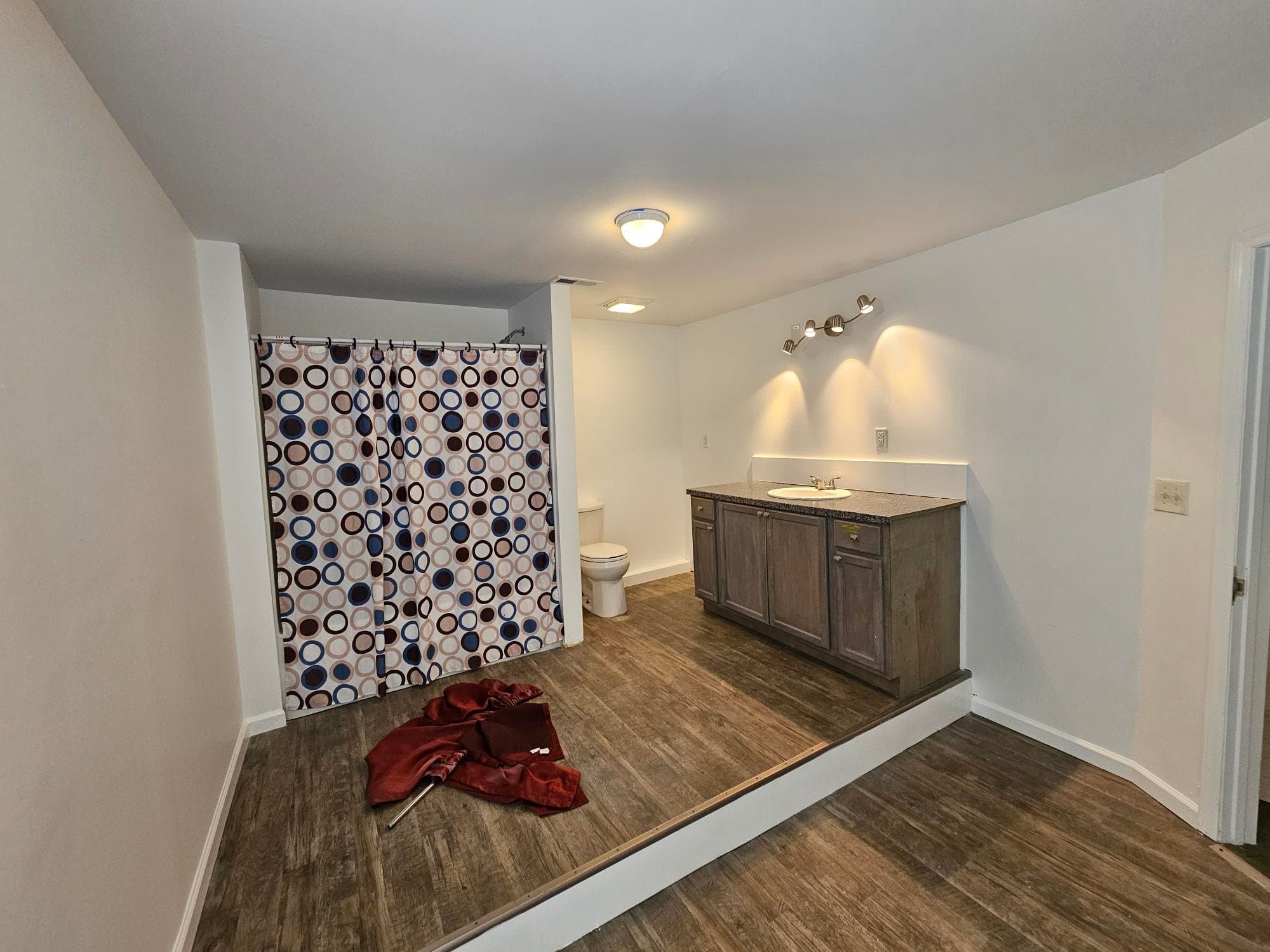 York Other: 208 Washington St