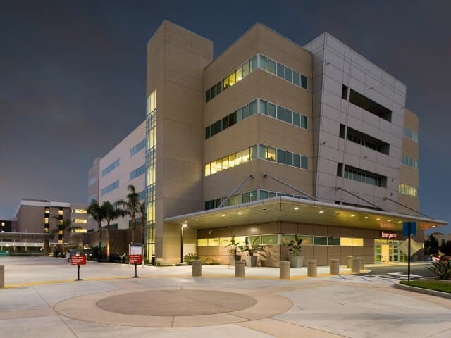 Los Angeles Apartment: 2034 s Garth Avenue