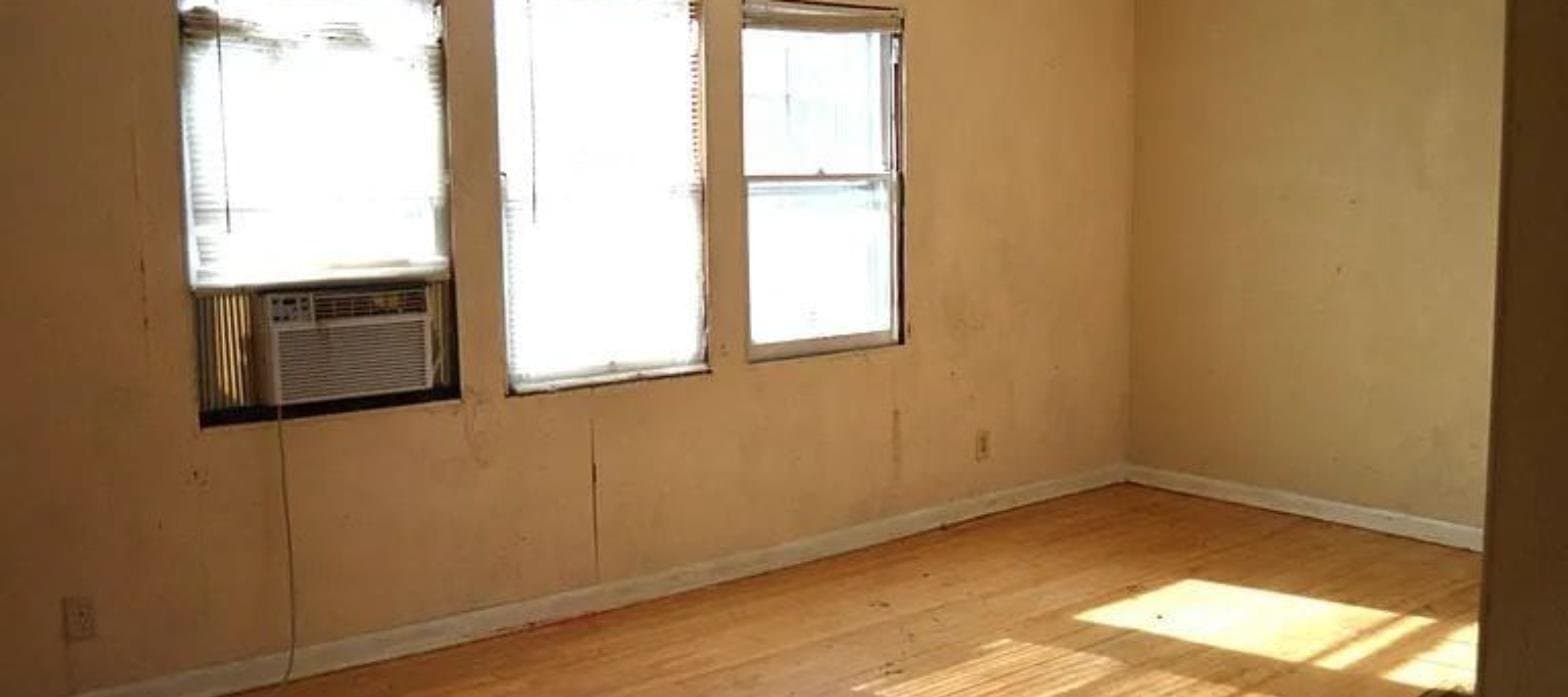 Saginaw House: 525 Owen St