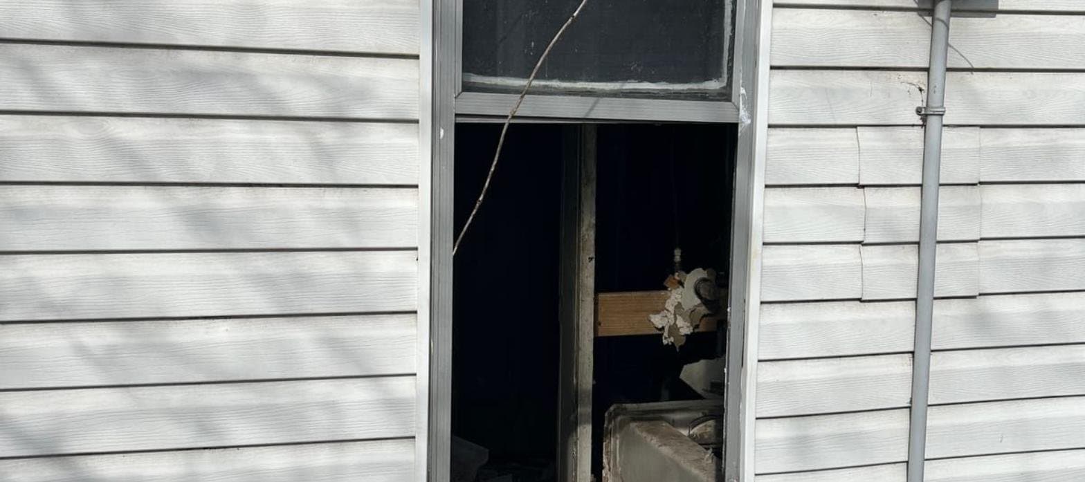 Decatur House: 2827 E Hickory St