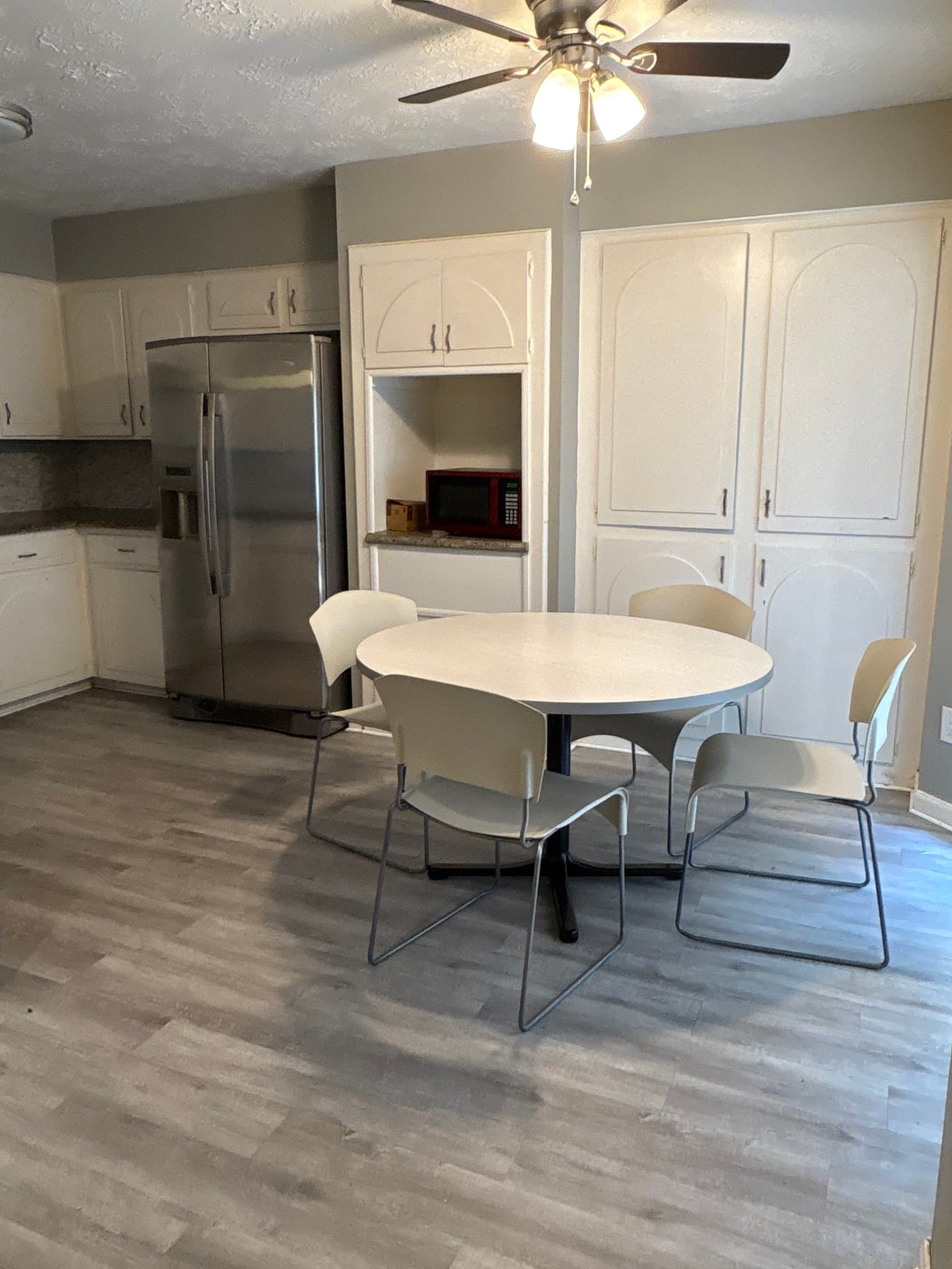 Prairie View Single Room: 318 Elm Street