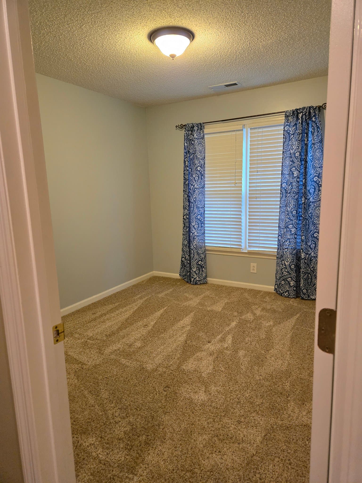 Madison House: 112 Ramble Cir