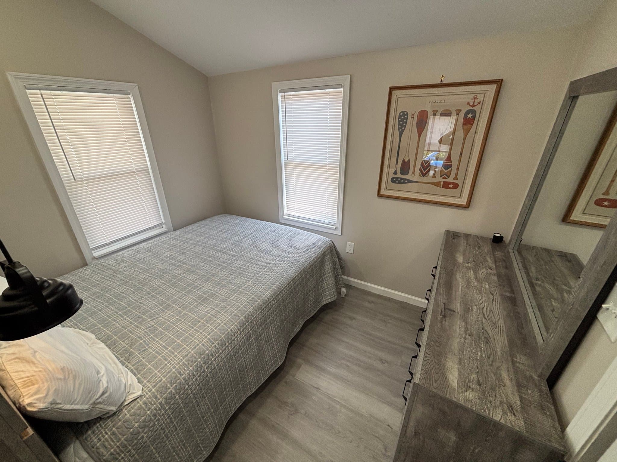 Hampton House: 6 Epping Avenue
