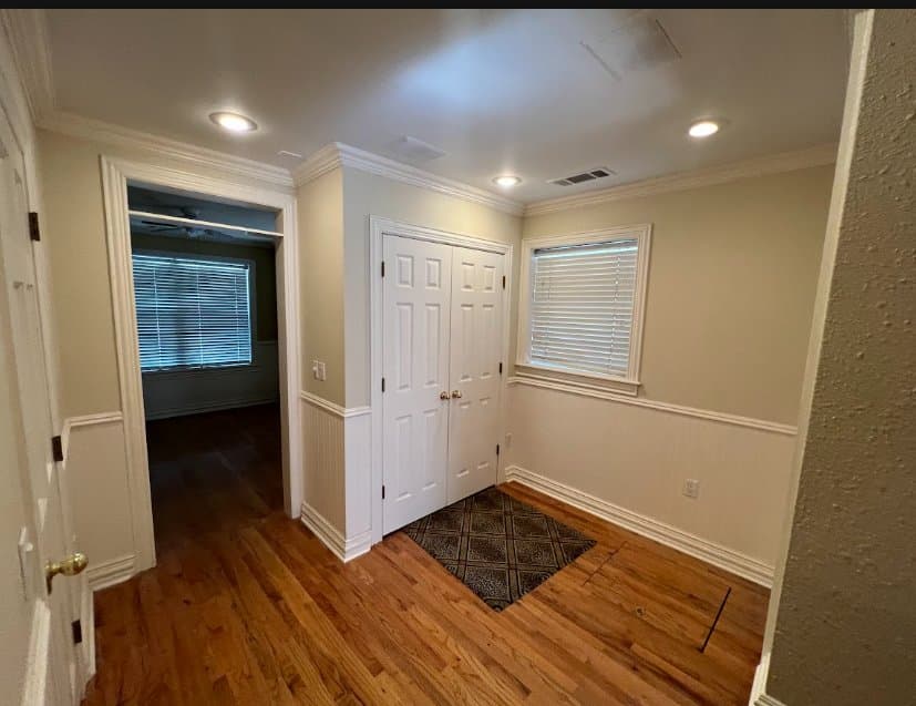Amarillo House: 1606 S Travis St