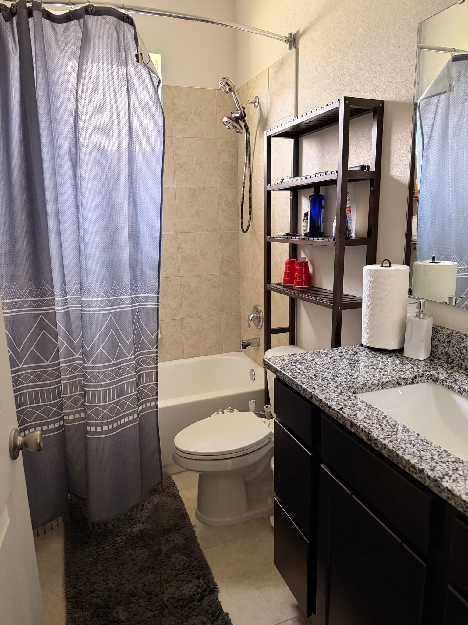 Deland Single Room: 1650 2nd Ave