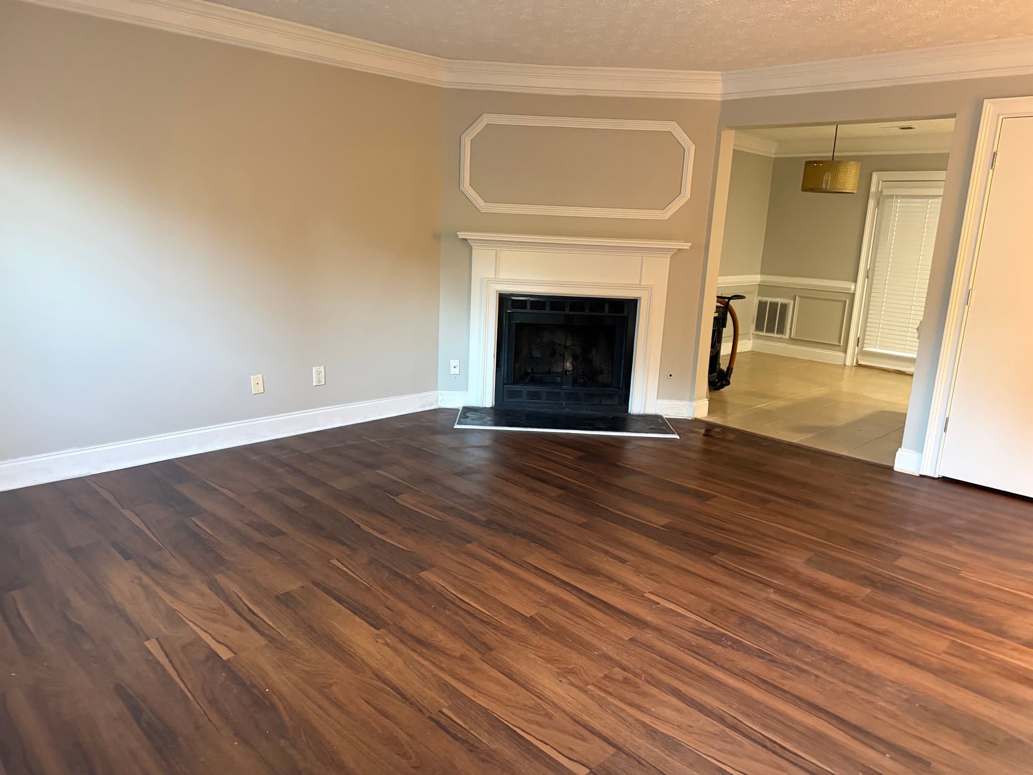 'stone Mountain Townhome: 5715 Wells Circle