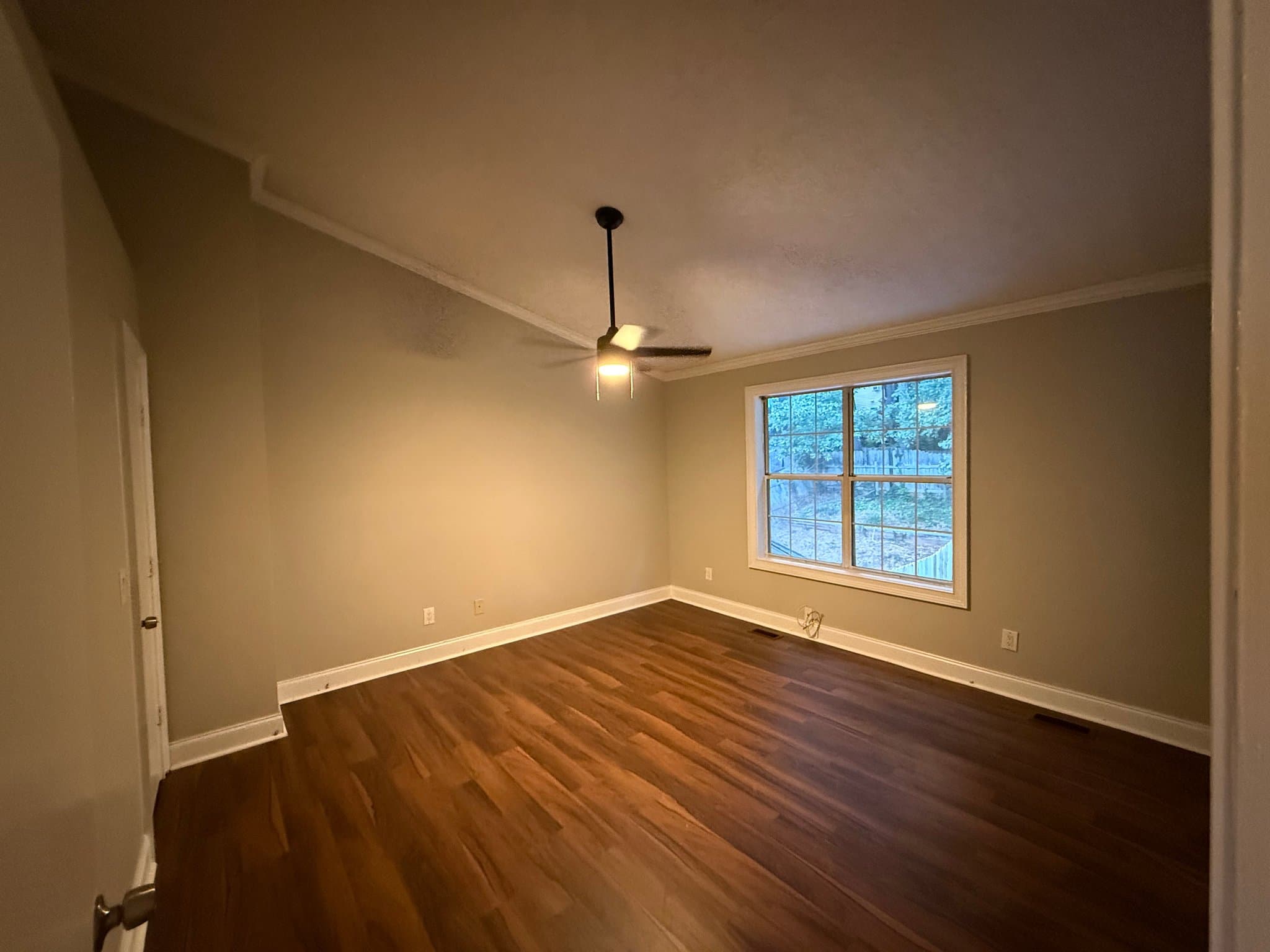 'stone Mountain Townhome: 5715 Wells Circle