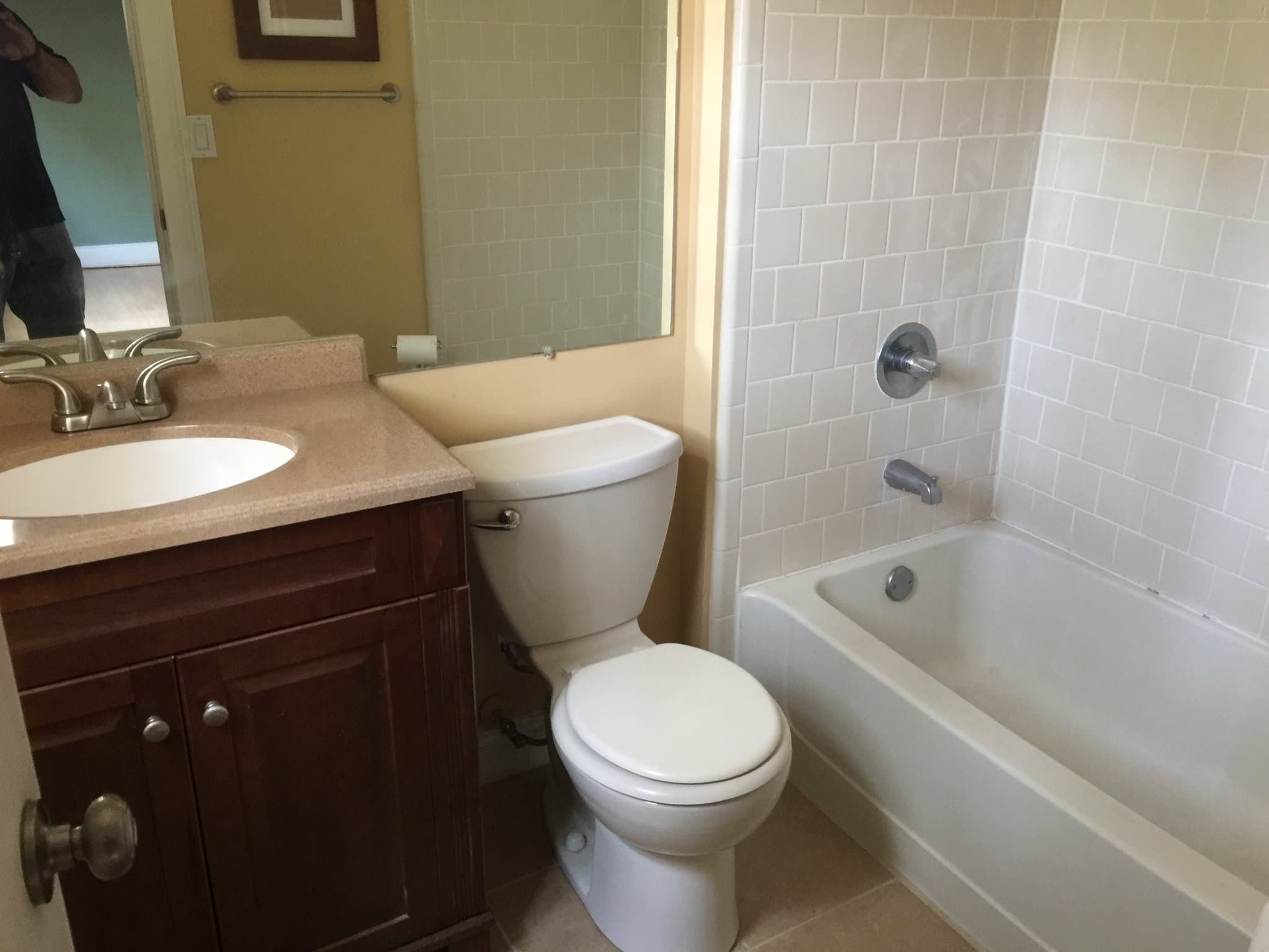 'stone Mountain Townhome: 5715 Wells Circle
