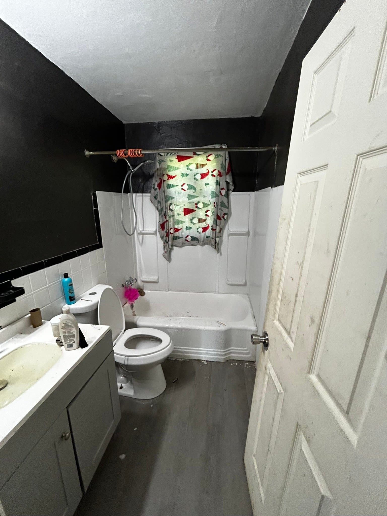 Saint Louis House: 5621 Sunbury Ave
