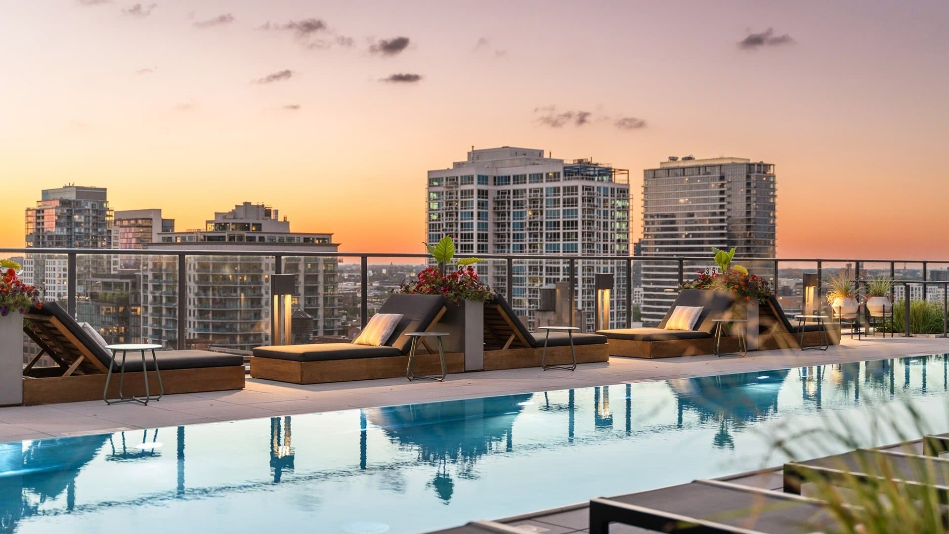 Chicago Condo: 677 North Wells St