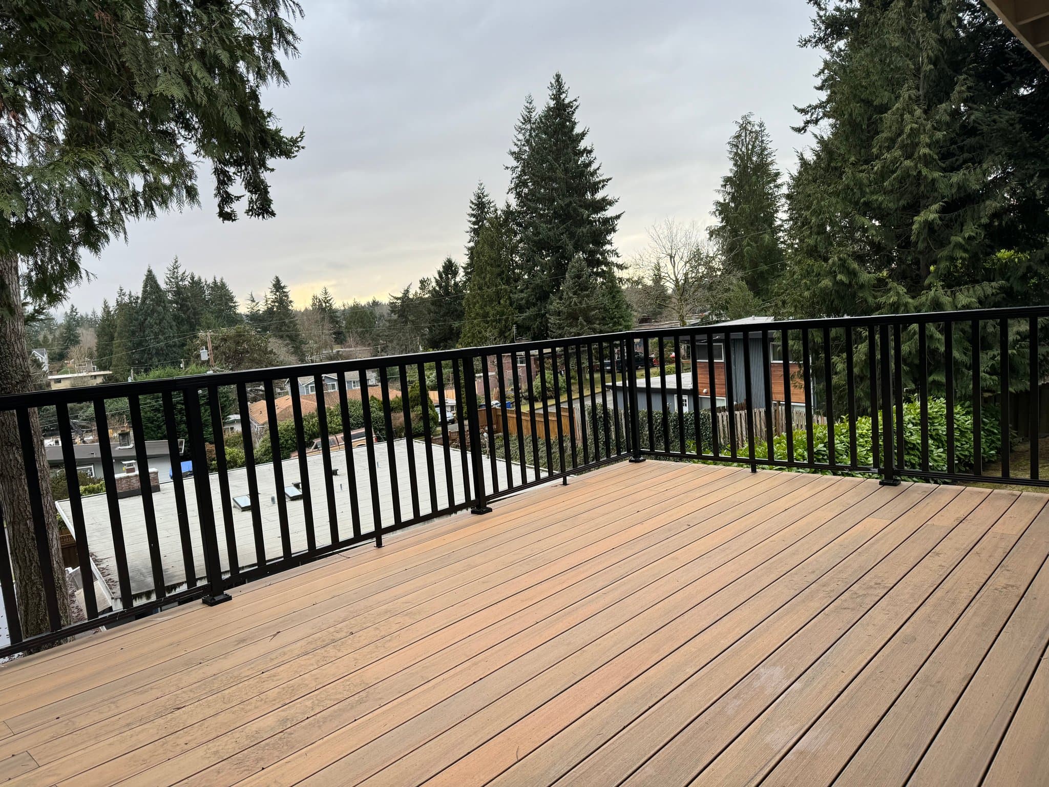 Bellevue House: 16209 Lake Hills Blvd